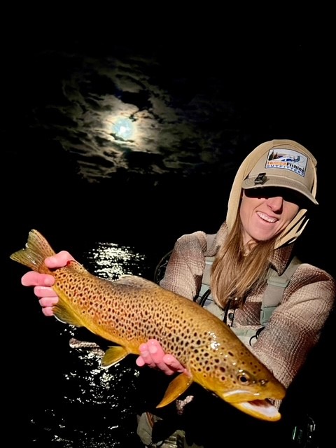 Fly of the Week with @anna_on_the_fly | Chocolate Foam Back Emerger